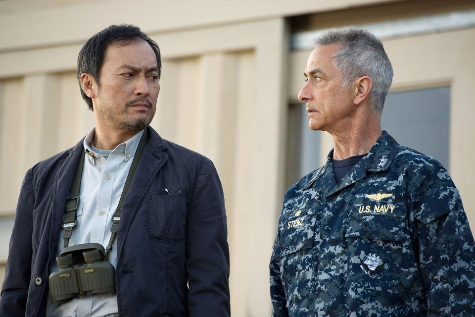 GODZILLA, from left: Ken Watanabe, David Strathairn, 2014