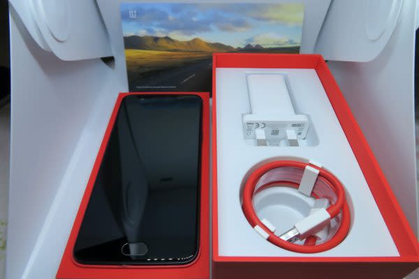 6GB CP 值高的旗艦機 OnePlus 5 香港版開箱！