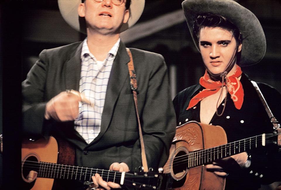 Elvis as ‘Tumbleweed Presley’ during a rehearsal for ‘The Steve Allen Show’ in New York, 1 July 1956 (Alfred Wertheimer/Taschen)