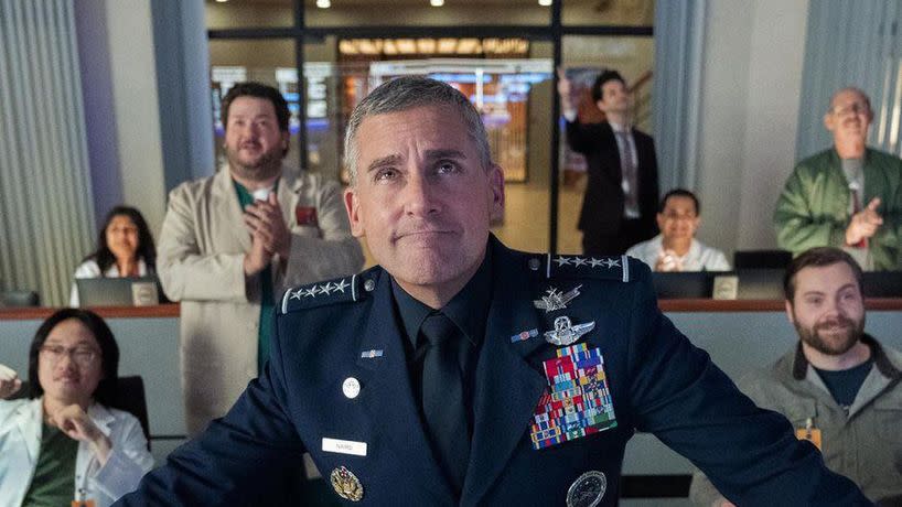 美國軍方向來對於商標維護態度強硬，然而「太空部隊」卻被Netflix的諷刺喜劇搶先註冊，且軍方目前都尚未有動靜。（Photo from Netflix）