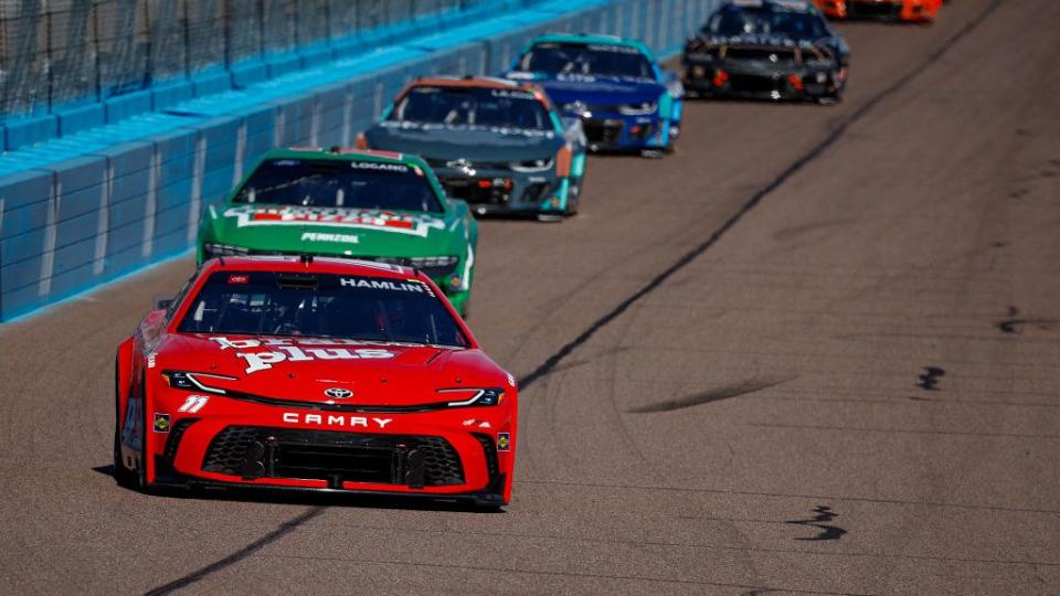 nascar cup series shriners children's 500 practice