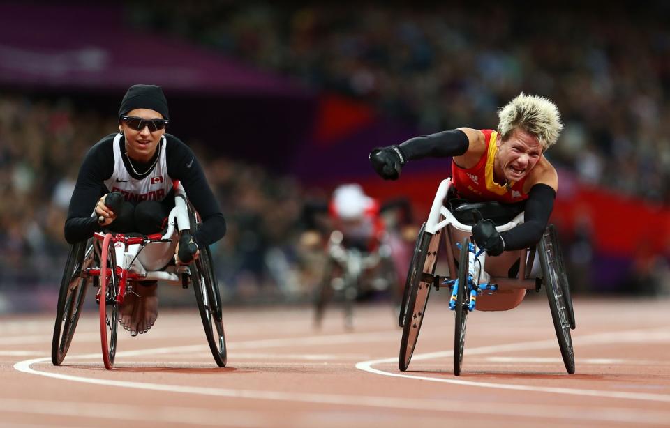 Marieke Vervoort of Belgium wins gold ahead of silver medallist Michelle Stilwell of Canada on day 7 (Getty)