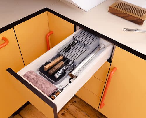 This Joseph Joseph compact knife organiser means keeping your cutlery looking neat just got easier. Oh, and it has 30% off.