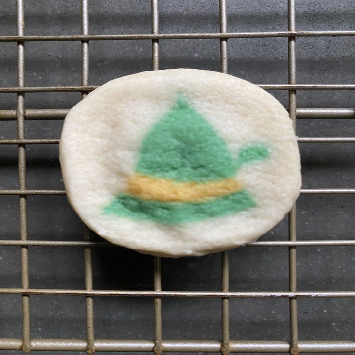 Elf hat printed on cookie 