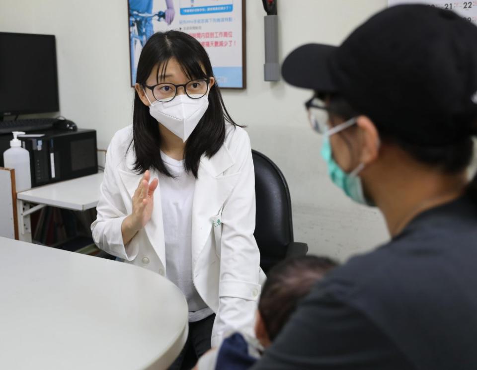 醫師楊筱惠指出，產檢發現而出生後無症狀的案例是否手術切除仍有爭議。（花蓮慈濟醫院提供）