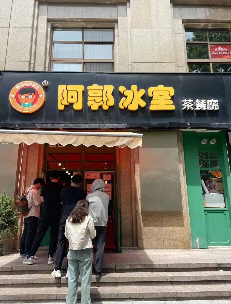 網上熱話｜港人杭州開茶餐廳列7大規矩！遭內地網民鬧爆：「怎麼還沒倒閉？」、祝老闆早日收檔