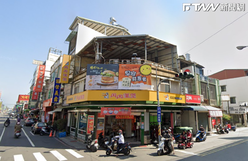 丹丹漢堡廣東店，昨（31）日無預警宣布將結束營業，令許多網友相當不捨。（圖／Google Maps）