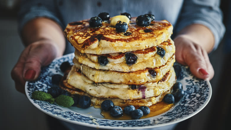 plate of blueberry pancakes