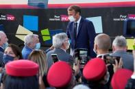 <p>En guest star à la Gare de Lyon, devant la rame 16 de l'inauguration de 1981: Emmanuel Macron, venu en compagnie des ministres de l'Economie Bruno Le Maire, de la Transition écologique Barbara Pompili et des Transports Jean-Baptiste Djebbari.</p>