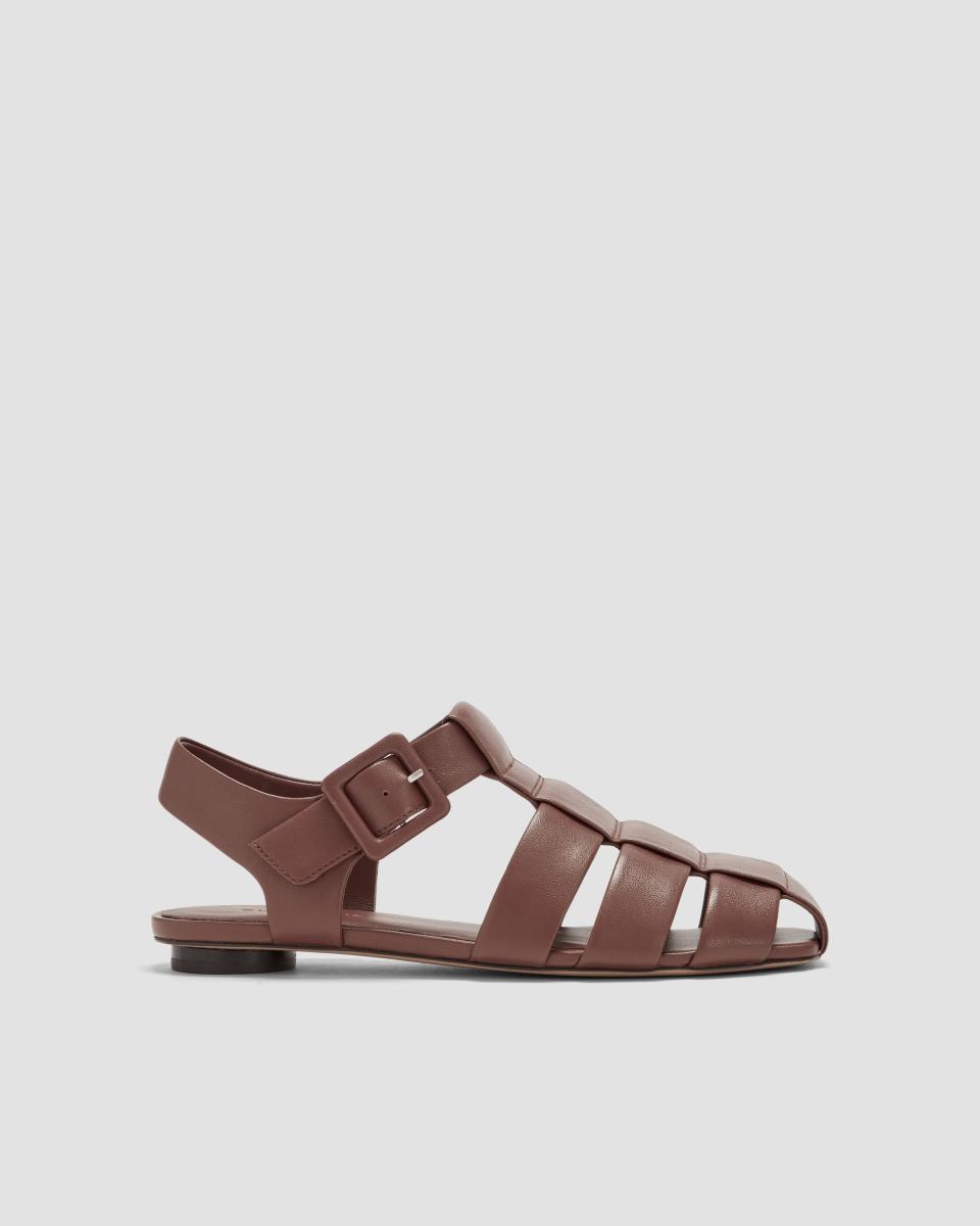 <p><a href="https://go.redirectingat.com?id=74968X1596630&url=https%3A%2F%2Fwww.everlane.com%2Fproducts%2Fwomens-day-fisherman-sandal-rum&sref=https%3A%2F%2Fwww.townandcountrymag.com%2Fstyle%2Ffashion-trends%2Fg39717781%2Fbest-fisherman-sandals%2F" rel="nofollow noopener" target="_blank" data-ylk="slk:Shop Now;elm:context_link;itc:0;sec:content-canvas" class="link ">Shop Now</a></p><p>The Day Fisherman Sandal</p><p>everlane.com</p><p>$165.00</p>