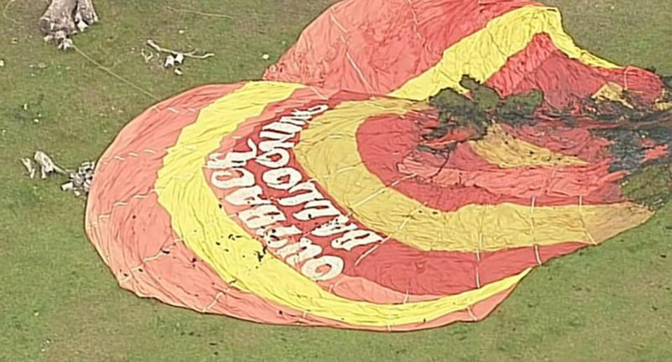 The balloon had been making its way over the Yarra Valley early Boxing Day morning when its gas tank caught fire. Source: 7 News