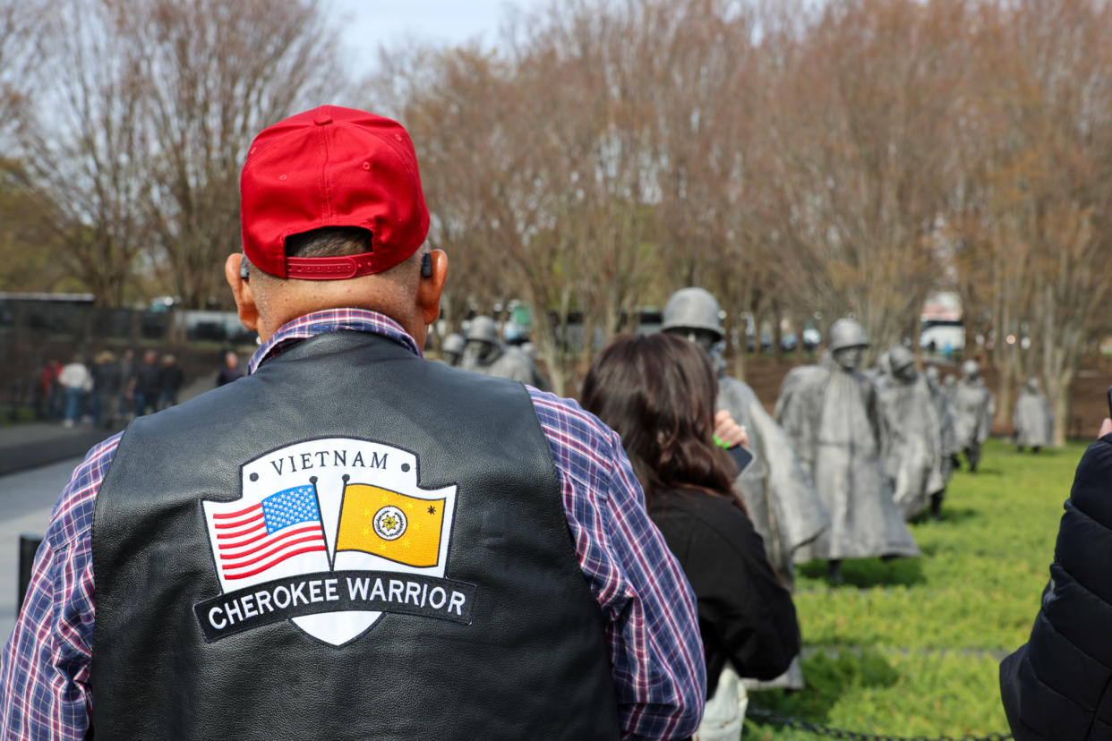 Each year the Cherokee Nation honors veterans by sending them to Washington, D.C. where they tour memorials that honor veterans. (Photo/Cherokee Nation)