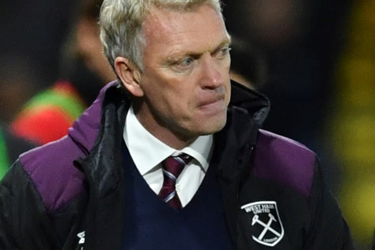 West Ham United's manager David Moyes watches the action from the touchline during the English Premier League football match against Watford November 19, 2017