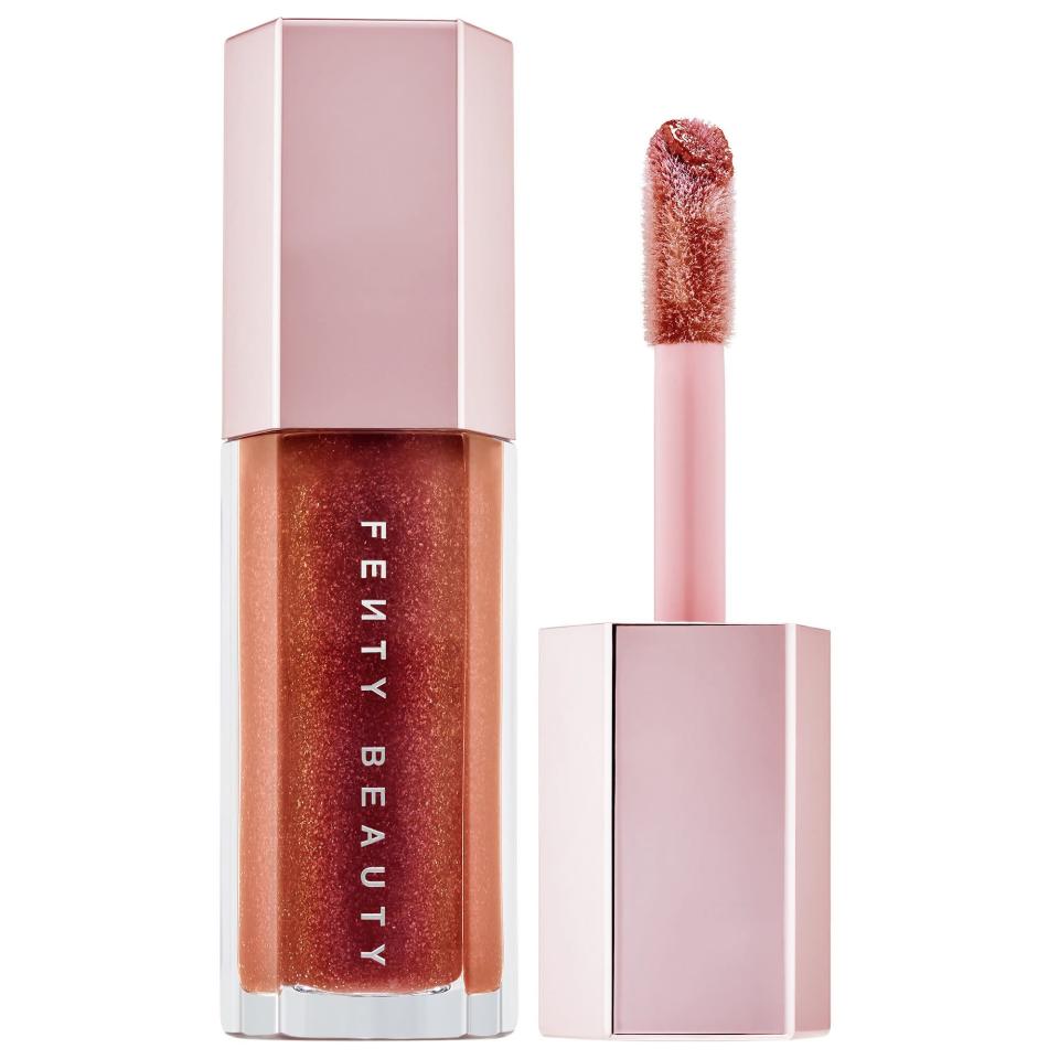 <p><strong>FENTY BEAUTY</strong></p><p>sephora.com</p><p><strong>$20.00</strong></p><p><a href="https://go.redirectingat.com?id=74968X1596630&url=https%3A%2F%2Fwww.sephora.com%2Fproduct%2Fgloss-bomb-universal-lip-luminizer-P67988453&sref=https%3A%2F%2Fwww.prevention.com%2Fbeauty%2Fg34648443%2Fbest-beauty-gifts%2F" rel="nofollow noopener" target="_blank" data-ylk="slk:Shop Now" class="link ">Shop Now</a></p><p>Ah, the gloss that started it all. Fenty Beauty has had quite the year—but this iconic gloss still gets as much love as it did when it first launched. It truly is universal and gives a high shine on any skin tone without the stickiness. Plus, the peachy-vanilla scent is incredible.</p>