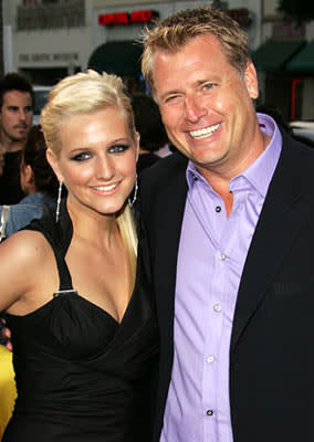 Ashlee Simpson and Joe Simpson (II) at the Hollywood premiere of Lions Gate Films' Undiscovered