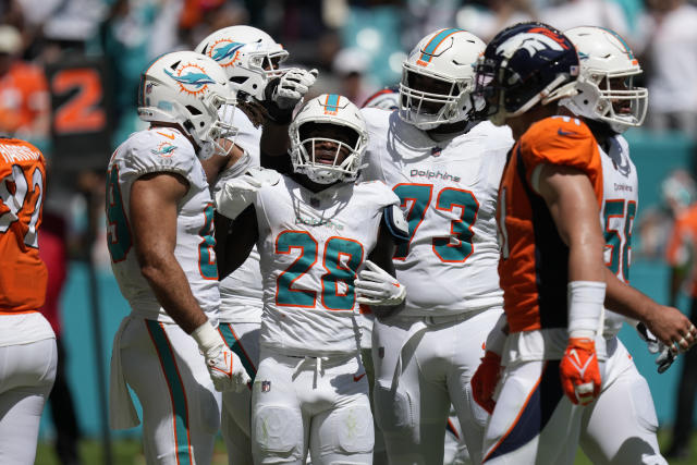 Dolphins vencem Broncos com pontuação histórica: 70 a 20, futebol americano