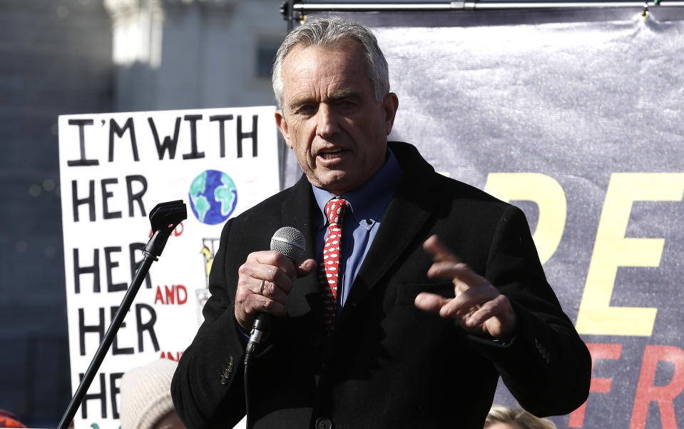 WASHINGTON, DC - NOVEMBER 15:  Robert Kennedy Jr. speaks during "Fire Drill Friday" climate change protest on November 15, 2019 in Washington, DC. Protesters are demanding fast action for a "Green New Deal," including renewable energy by 2030, and no new exploration or drilling for fossil fuels, including the end to taxpayer subsidies to oil companies.  (Photo by John Lamparski/Getty Images)