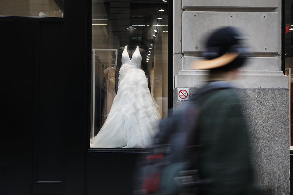 David's Bridal will no longer charge plus-size brides more. (Photo: Spencer Platt/Getty Images)