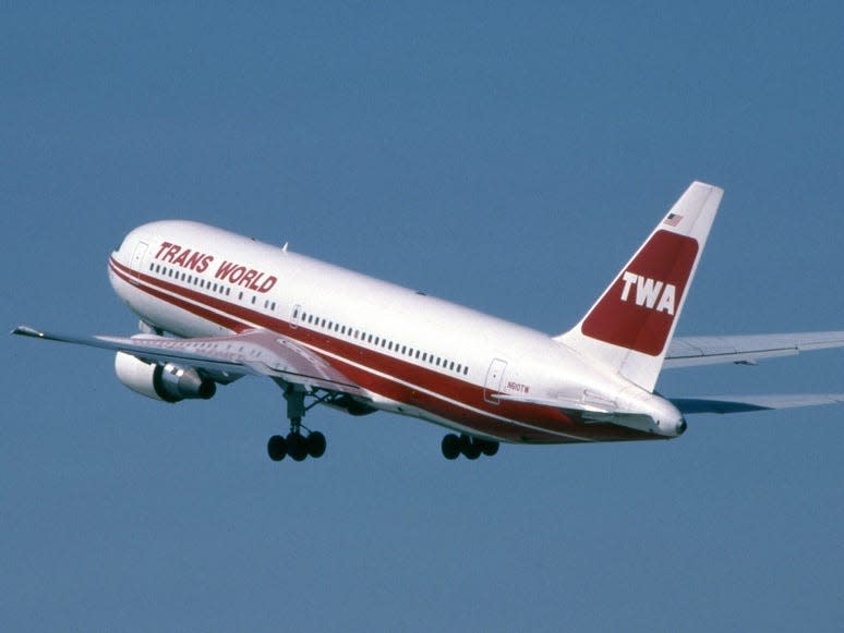 TWA 767-200