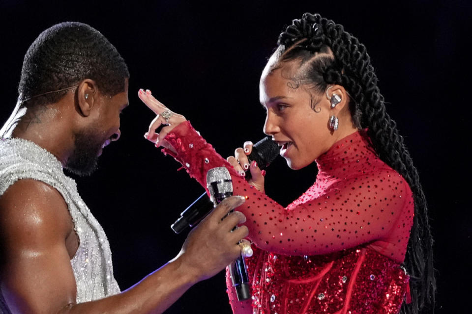 <p>Alicia Keys performing with Usher at the 2024 Super Bowl, wearing a look by Nu</p><p>Photo: Timothy A. Clary/AFP/Getty Images</p>