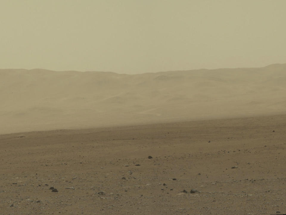 <p>This color image taken August 8, 2012 from NASA’s Curiosity rover, and released August 13, shows part of the wall of Gale Crater, the location on Mars where the rover landed on August 5, 2012. (Photo: NASA/JPL-Caltech/MSSS/Reuters) </p>