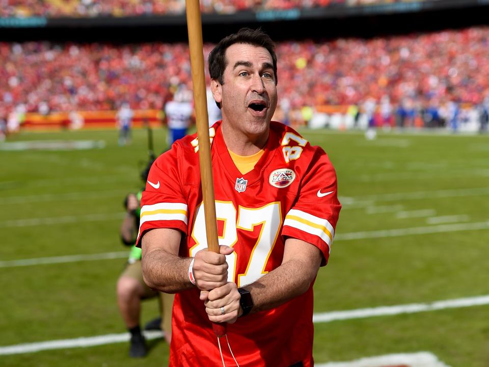 rob riggle kc chiefs fan