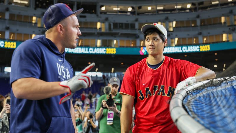 「神鱒」楚奧特（Mike Trout）擊出美國隊首安。（圖／翻攝自MLB推特）