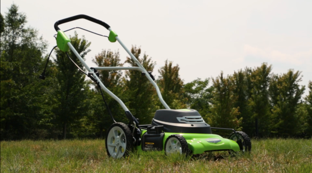 Amazon Canada cheap lawnmower on sale under $200: Greenworks 12 Amp Corded  20-Inch