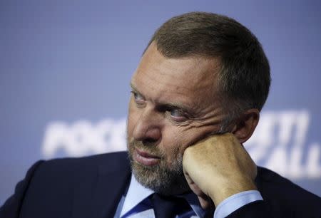 FILE PHOTO: Russian tycoon Oleg Deripaska attends the 7th annual VTB Capital "Russia Calling!" Investment Forum in Moscow, Russia, October 13, 2015. REUTERS/Sergei Karpukhin/File Photo