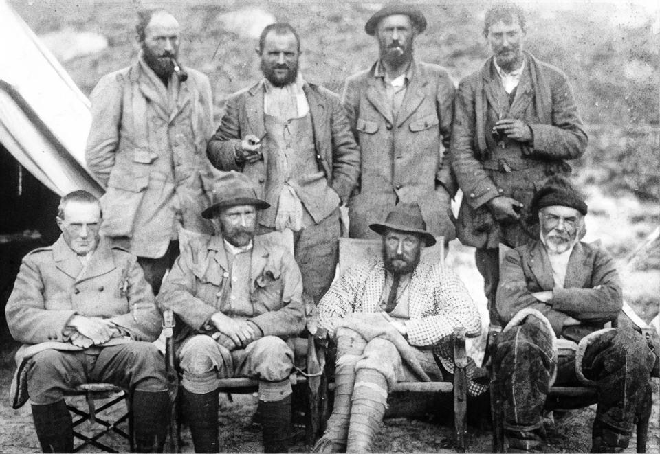 Members of the 1921 Everest expedition. George Mallory is pictured in the back row, far right. <em>Image: Sandy Wollaston, Wikimedia, Public Domain</em>