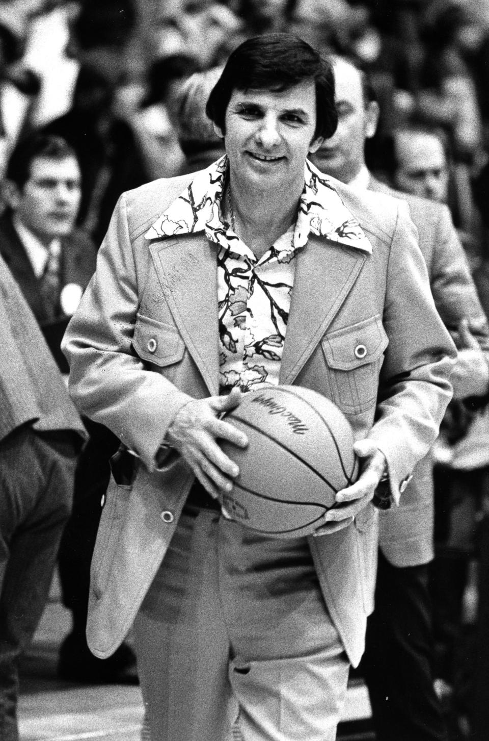 Former Barberton High School boys basketball coach Jack Greynolds Sr. in March 1977.