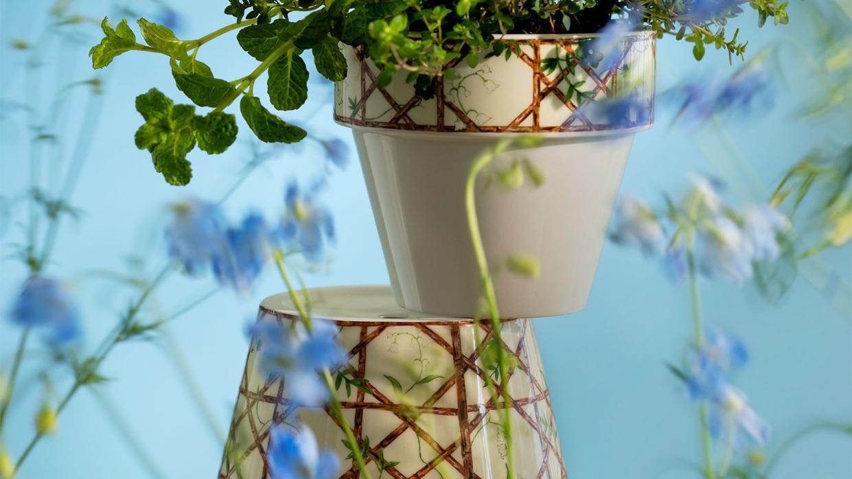 lily sauvage pots by dior maison