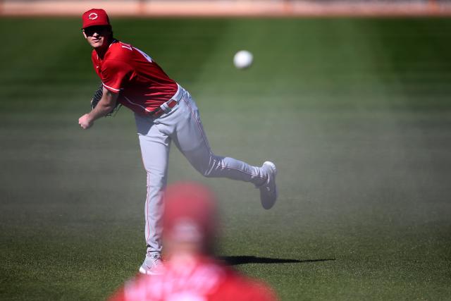 Photos: First day of full team workouts at Cincinnati Reds spring training,  2/20