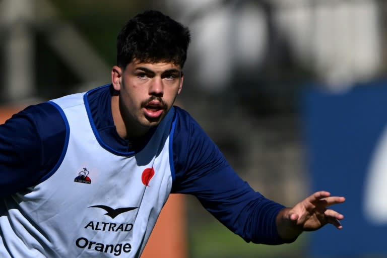 Le joueur du XV de France Hugo Auradou le 28 juin 2024 San Isidro, dans la province de Buenos Aires (LUIS ROBAYO)