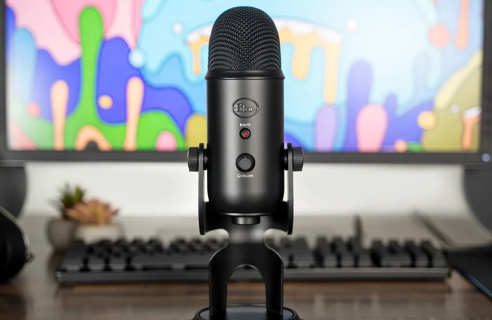 Blue Yeti for the Engadget 2021 Holiday Gift Guide.