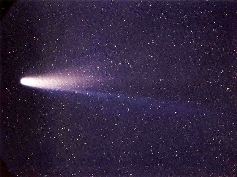 Ein Foto des Halleyschen Kometen, als er in den 1980er Jahren an der Erde vorbeiflog. - Copyright: NSSDC's Photo Gallery (NASA)