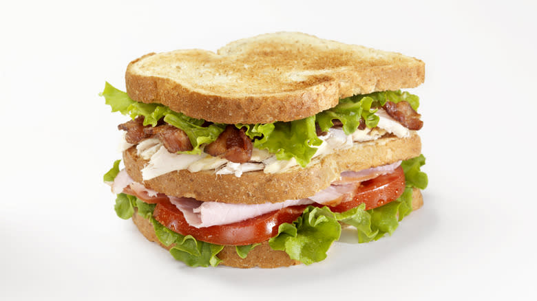 Layered sandwich