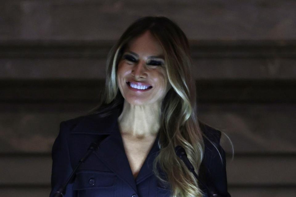 WASHINGTON, DC - DECEMBER 15: Former U.S. first lady Melania Trump delivers remarks during a naturalization ceremony at the National Archives on December 15, 2023 in Washington, DC. During the ceremony 25 people from 25 nations were sworn in as new U.S. citizens.