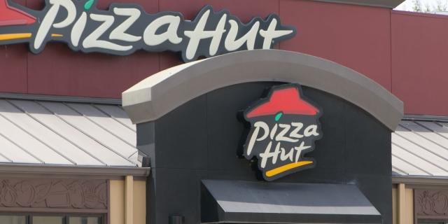 Pizza Hut Will Be Closing For Some Of The Upcoming Holidays But