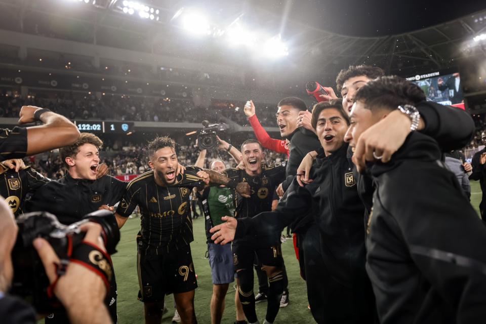 (LAFC)