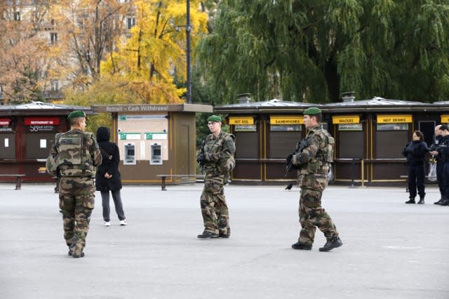 FRANCE-ATTACKS-PARIS-SECURITY