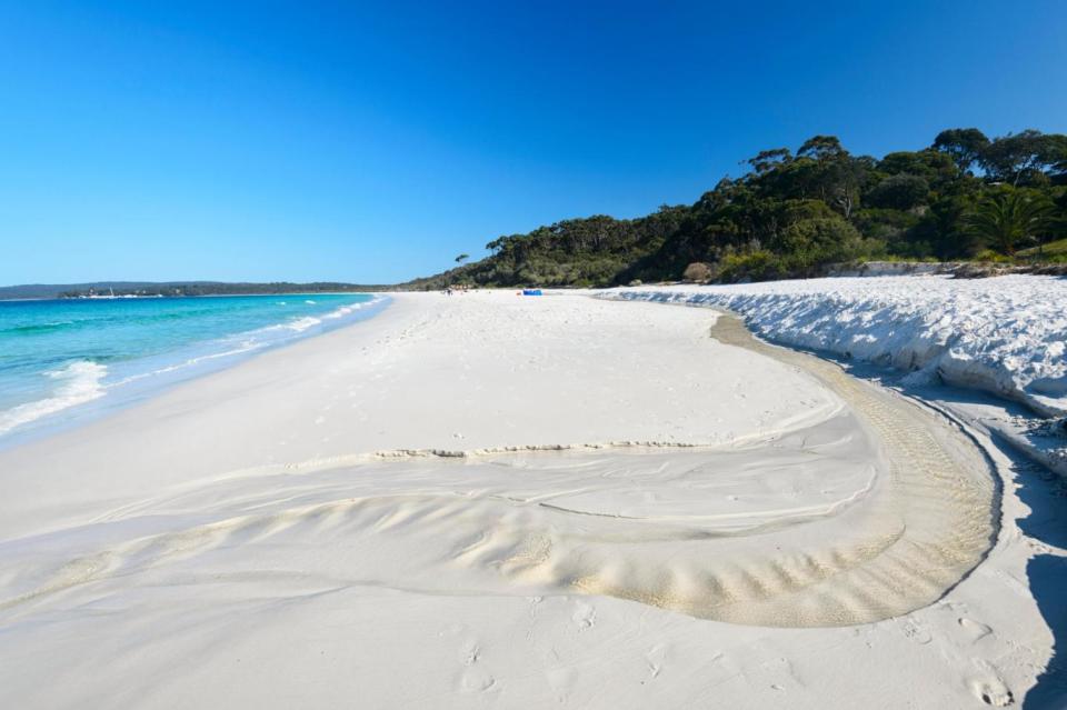 The famous white sands of Hyams Beach (Alamy Stock Photo)