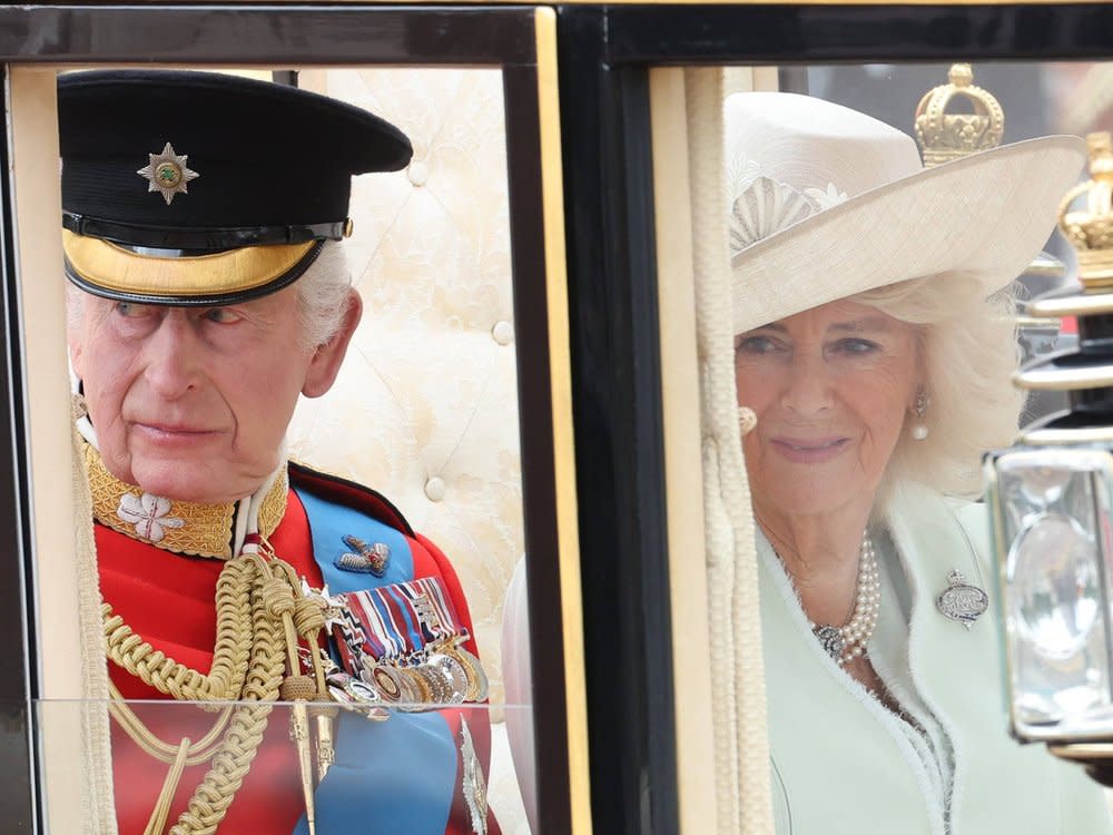 König Charles III. und Königin Camilla beim "Trooping the Colour". (Bild: imago/i Images)