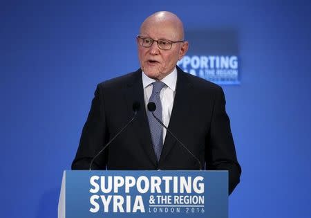 Lebanon's Prime Minister Tammam Salam speaks at the donors Conference for Syria in London, Britain February 4, 2016. REUTERS/Dan Kitwood/pool