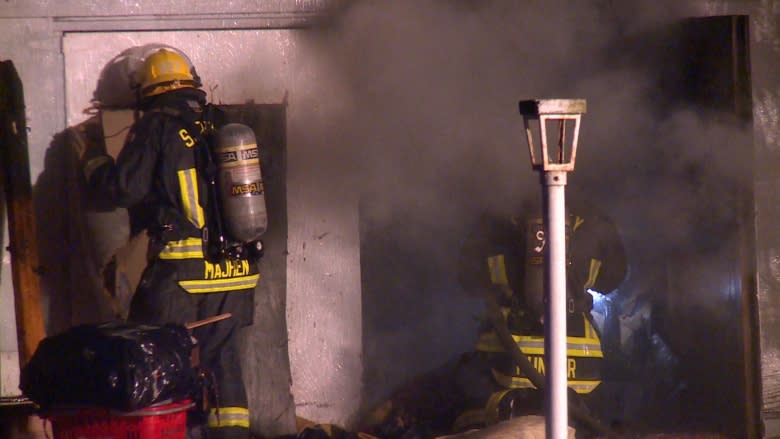 8 people displaced after early morning house fire in Surrey