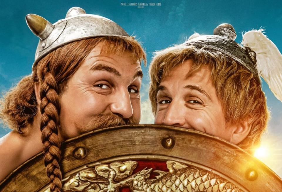 Guillaume Canet et Gilles Lellouche dans leurs costumes d'Astérix et Obélix - Pathé