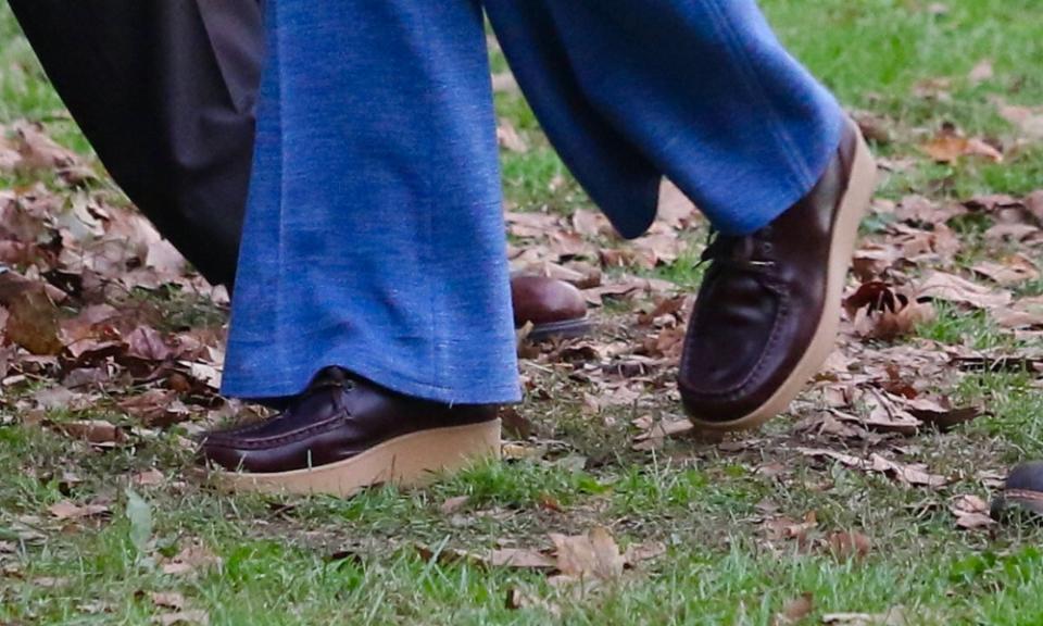 A closer look at Hathaway’s shoes. - Credit: LRNYC / MEGA