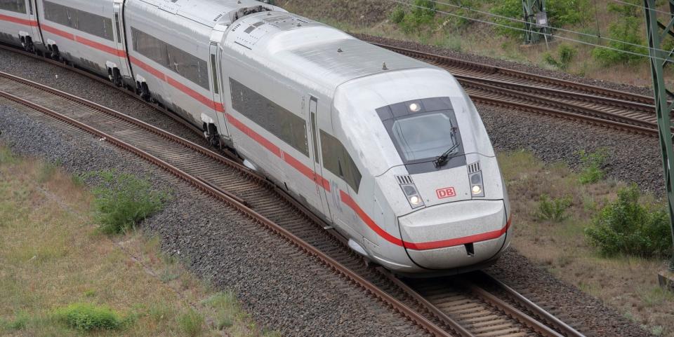 Ein ICE der Deutschen Bahn.<span class="copyright">Paul Zinken/dpa</span>