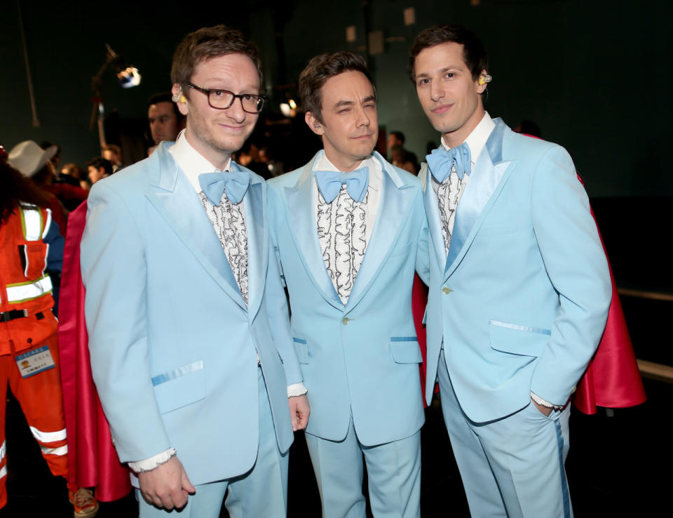 The Lonely Island performed their hit “Everything Is Awesome” and did so looking like a true boy band, mathing in head-to-toe everything.