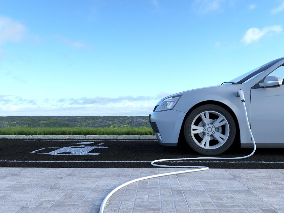 Electric vehicles have the potential to reach a 90% market share by 2030, according to the report. (Photo: 3alexd via Getty Images)